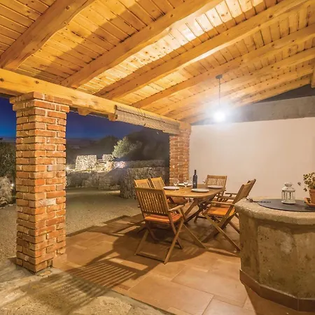 Nyaraló 2 Bedroom Pet Friendly In *